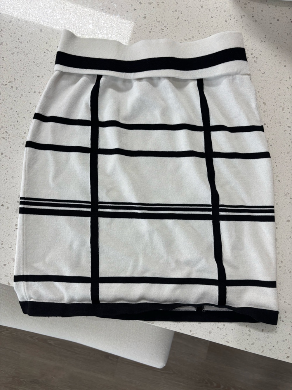 B&W Plaid Buisness Pencil Skirt